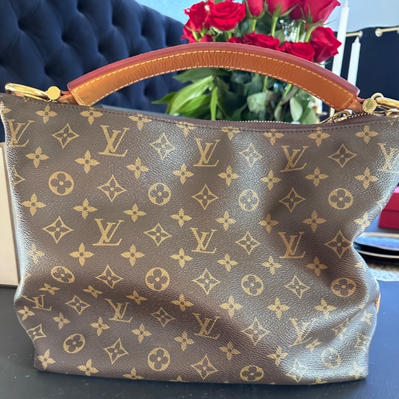 Louis Vuitton Sully MM - Picture 3 of 5
